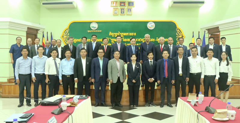 កិច្ចប្រជុំក្រុមការងារ ក្រុម "ញ” "ផ្នែកថាមពល និងធនធានរ៉ែ" នៃវេទិការាជរដ្ឋាភិបាល-ផ្នែកឯកជន ដើម្បីដោះស្រាយបញ្ហាបន្តក្នុងវិស័យប្រេងកាត និងឧស្ម័ន
